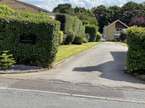 Brighouse Studio - Pet Friendly! - Free Parking